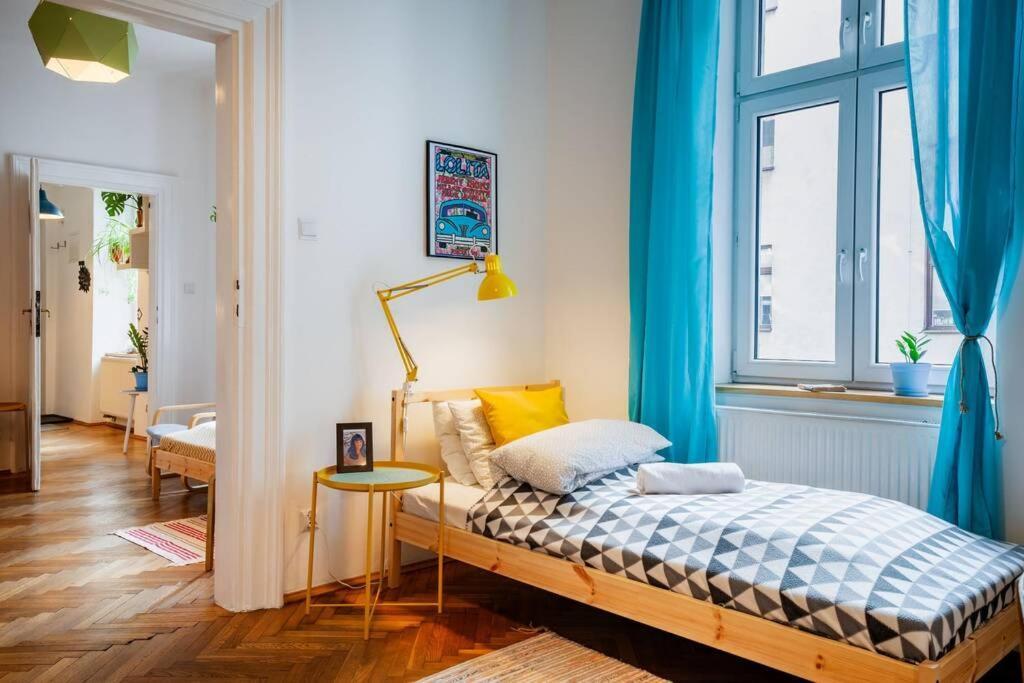 Blue Peace-Apartment With Free Parking In Center For 1-6 People Kraków Eksteriør billede