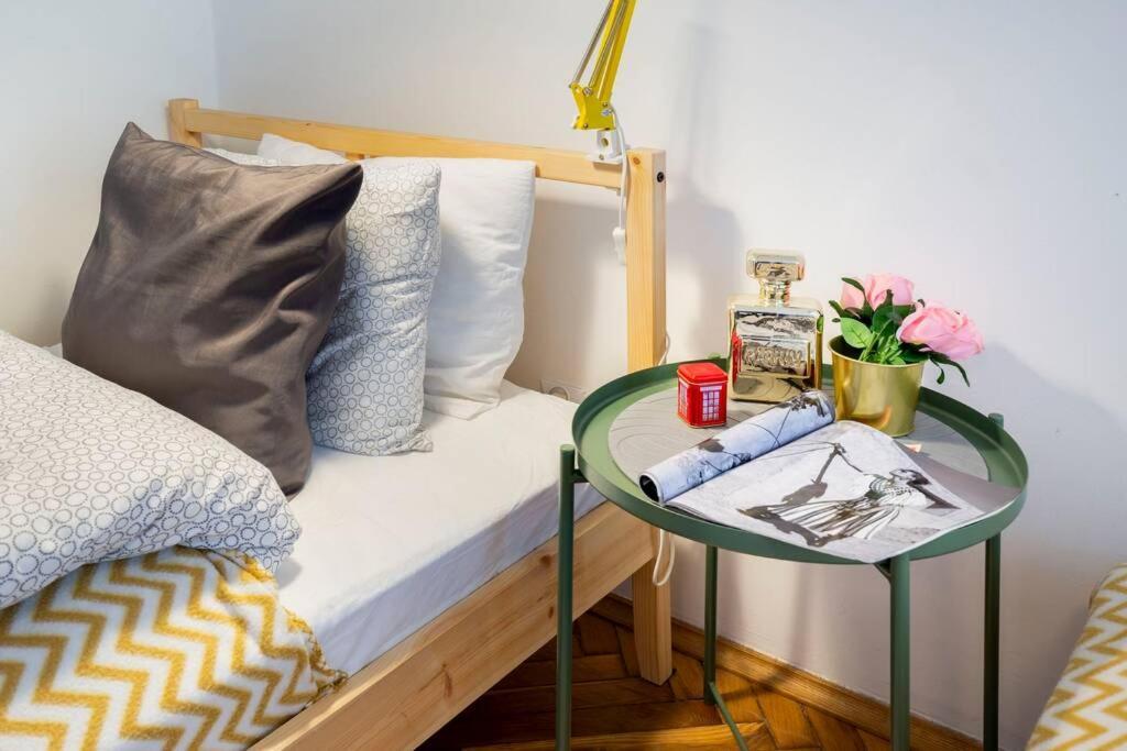 Blue Peace-Apartment With Free Parking In Center For 1-6 People Kraków Eksteriør billede