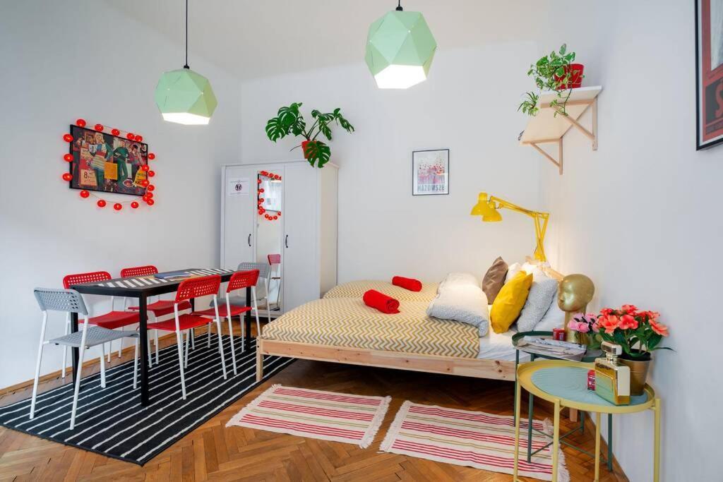 Blue Peace-Apartment With Free Parking In Center For 1-6 People Kraków Eksteriør billede